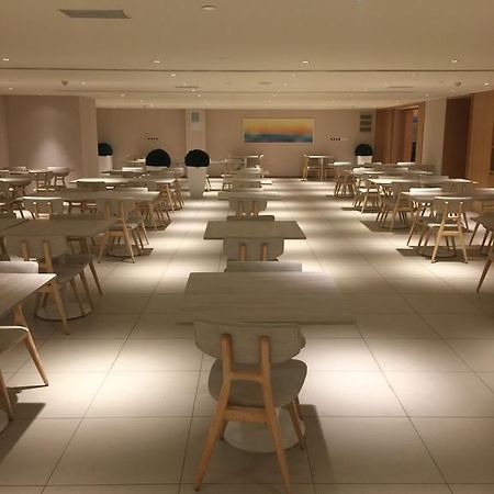 Ji Hotel Jinan Quancheng Square Bagian luar foto