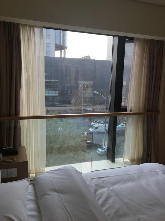 Ji Hotel Jinan Quancheng Square Ruang foto